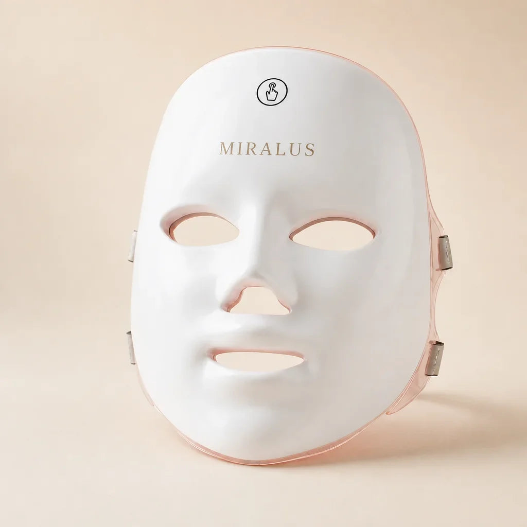 Gros plan du masque LED MIRALUS blanc