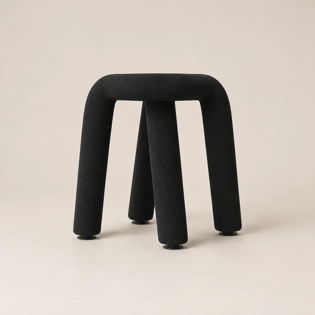 [Scale AI] product_hero — Chaise Bold